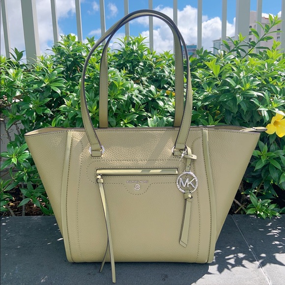 Michael Kors tote bag - Picture 2 of 16